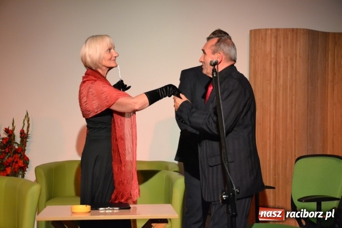 Zdjęcie w galerii na portalu naszraciborz.pl: Diabelski spisek - prapremiera spektaklu na Zamku Piastowskim wiadomości z regionu