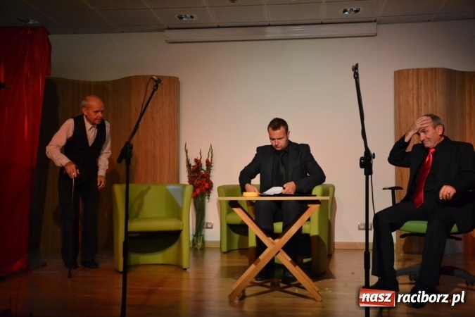 Zdjęcie w galerii na portalu naszraciborz.pl: Diabelski spisek - prapremiera spektaklu na Zamku Piastowskim wiadomości z regionu