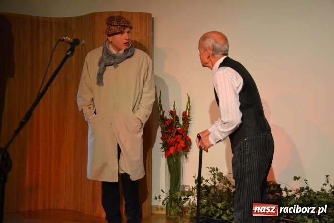 Zdjęcie w galerii na portalu naszraciborz.pl: Diabelski spisek - prapremiera spektaklu na Zamku Piastowskim wiadomości z regionu