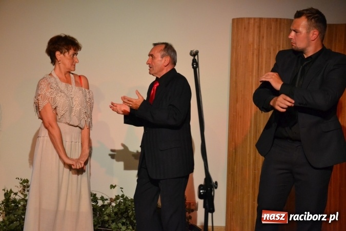 Zdjęcie w galerii na portalu naszraciborz.pl: Diabelski spisek - prapremiera spektaklu na Zamku Piastowskim wiadomości z regionu