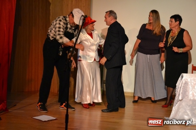 Zdjęcie w galerii na portalu naszraciborz.pl: Diabelski spisek - prapremiera spektaklu na Zamku Piastowskim wiadomości z regionu