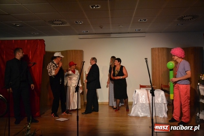 Zdjęcie w galerii na portalu naszraciborz.pl: Diabelski spisek - prapremiera spektaklu na Zamku Piastowskim wiadomości z regionu