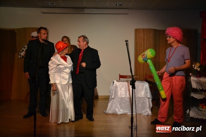 Zdjęcie w galerii na portalu naszraciborz.pl: Diabelski spisek - prapremiera spektaklu na Zamku Piastowskim wiadomości z regionu