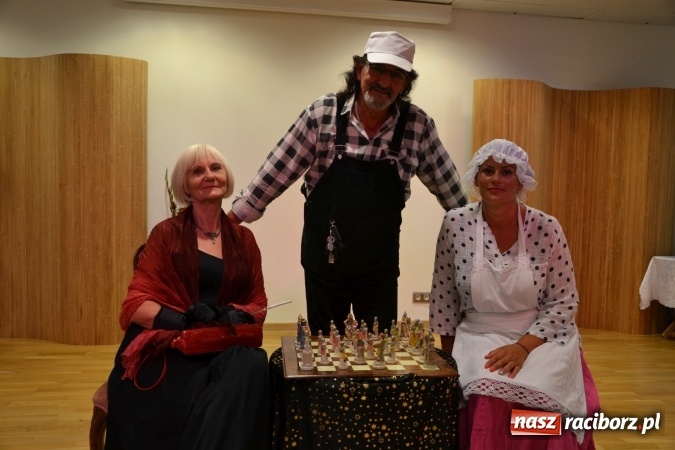 Zdjęcie w galerii na portalu naszraciborz.pl: Diabelski spisek - prapremiera spektaklu na Zamku Piastowskim wiadomości z regionu