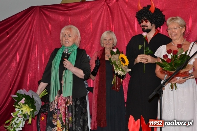 Zdjęcie w galerii na portalu naszraciborz.pl: Diabelski spisek - prapremiera spektaklu na Zamku Piastowskim wiadomości z regionu