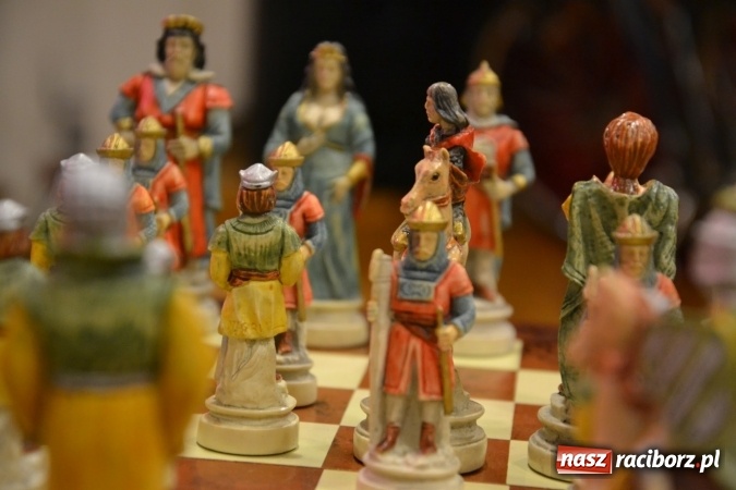 Zdjęcie w galerii na portalu naszraciborz.pl: Diabelski spisek - prapremiera spektaklu na Zamku Piastowskim wiadomości z regionu