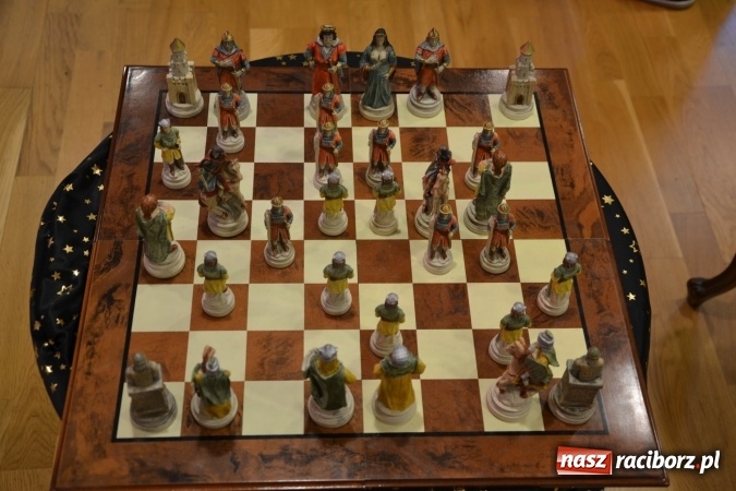 Zdjęcie w galerii na portalu naszraciborz.pl: Diabelski spisek - prapremiera spektaklu na Zamku Piastowskim wiadomości z regionu