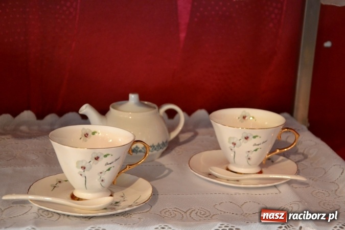 Zdjęcie w galerii na portalu naszraciborz.pl: Diabelski spisek - prapremiera spektaklu na Zamku Piastowskim wiadomości z regionu