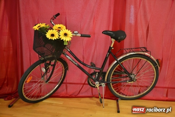 Zdjęcie w galerii na portalu naszraciborz.pl: Diabelski spisek - prapremiera spektaklu na Zamku Piastowskim wiadomości z regionu