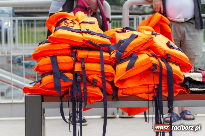 Zdjęcie w galerii na portalu naszraciborz.pl: Pływackie sprinty na Odrze FOTO i wyniki  wiadomości z regionu
