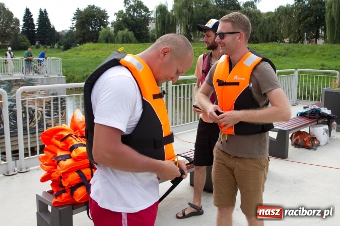 Zdjęcie w galerii na portalu naszraciborz.pl: Pływackie sprinty na Odrze FOTO i wyniki  wiadomości z regionu