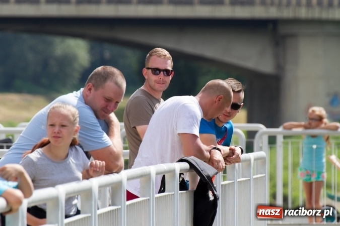Zdjęcie w galerii na portalu naszraciborz.pl: Pływackie sprinty na Odrze FOTO i wyniki  wiadomości z regionu