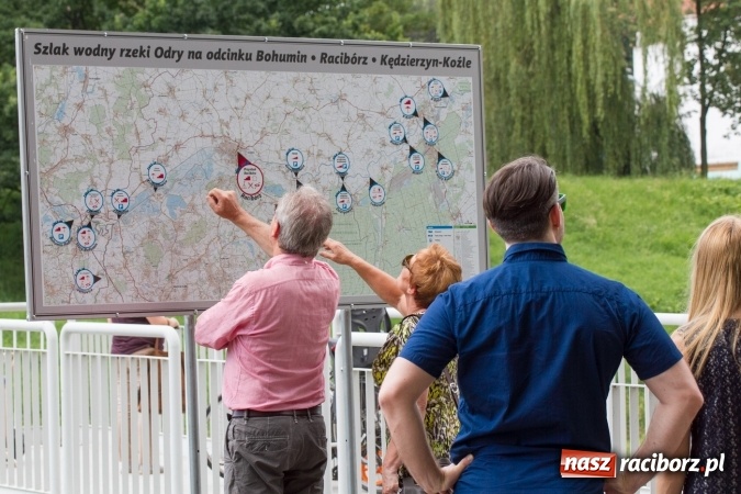 Zdjęcie w galerii na portalu naszraciborz.pl: Pływackie sprinty na Odrze FOTO i wyniki  wiadomości z regionu