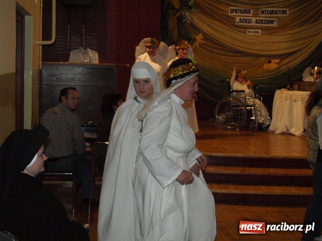 Zdjęcie w galerii na portalu naszraciborz.pl: Dzieci dzieciom wiadomości z regionu