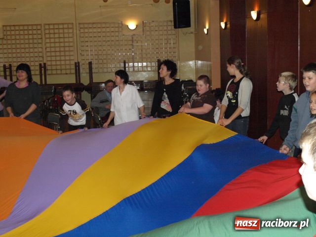 Zdjęcie w galerii na portalu naszraciborz.pl: Dzieci dzieciom wiadomości z regionu