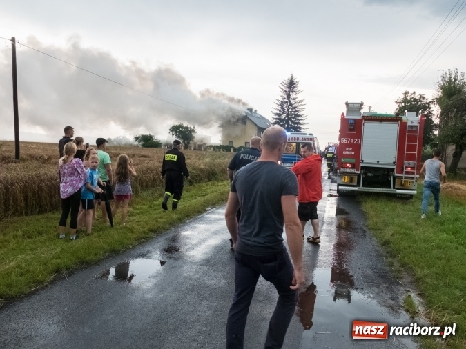 Zdjęcie w galerii na portalu naszraciborz.pl: Pożar domu jednorodzinnego w Krowiarkach wiadomości z regionu