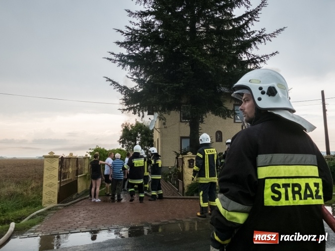 Zdjęcie w galerii na portalu naszraciborz.pl: Pożar domu jednorodzinnego w Krowiarkach wiadomości z regionu
