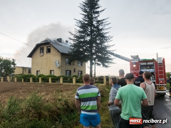 Zdjęcie w galerii na portalu naszraciborz.pl: Pożar domu jednorodzinnego w Krowiarkach wiadomości z regionu