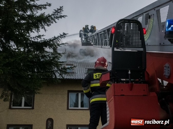 Zdjęcie w galerii na portalu naszraciborz.pl: Pożar domu jednorodzinnego w Krowiarkach wiadomości z regionu