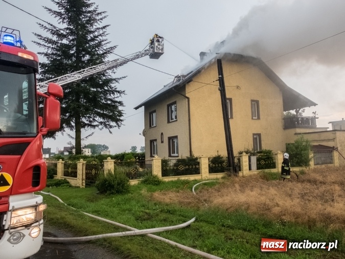 Zdjęcie w galerii na portalu naszraciborz.pl: Pożar domu jednorodzinnego w Krowiarkach wiadomości z regionu