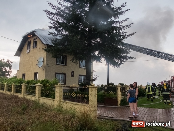 Zdjęcie w galerii na portalu naszraciborz.pl: Pożar domu jednorodzinnego w Krowiarkach wiadomości z regionu