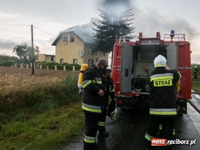 Zdjęcie w galerii na portalu naszraciborz.pl: Pożar domu jednorodzinnego w Krowiarkach wiadomości z regionu