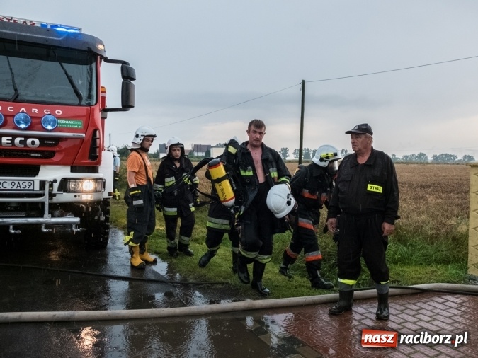 Zdjęcie w galerii na portalu naszraciborz.pl: Pożar domu jednorodzinnego w Krowiarkach wiadomości z regionu