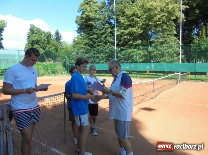 Zdjęcie w galerii na portalu naszraciborz.pl: Rozegrano turniej profilaktyczny w tenisie  wiadomości z regionu