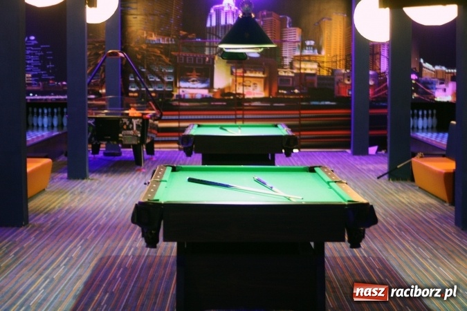 Zdjęcie w galerii na portalu naszraciborz.pl: Chcesz miło spędzić czas? Restauracja i nowy klub bowlingowy zaprasza wiadomości z regionu