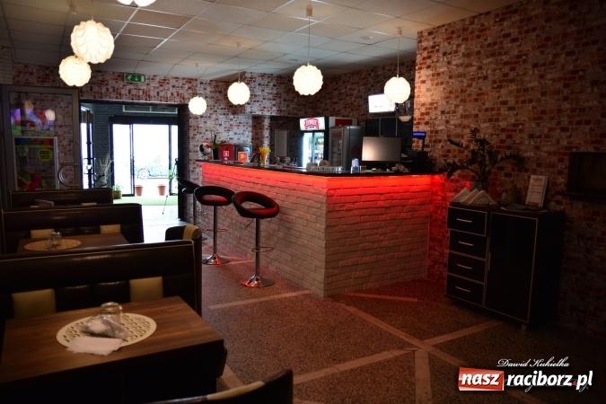 Zdjęcie w galerii na portalu naszraciborz.pl: Chcesz miło spędzić czas? Restauracja i nowy klub bowlingowy zaprasza wiadomości z regionu