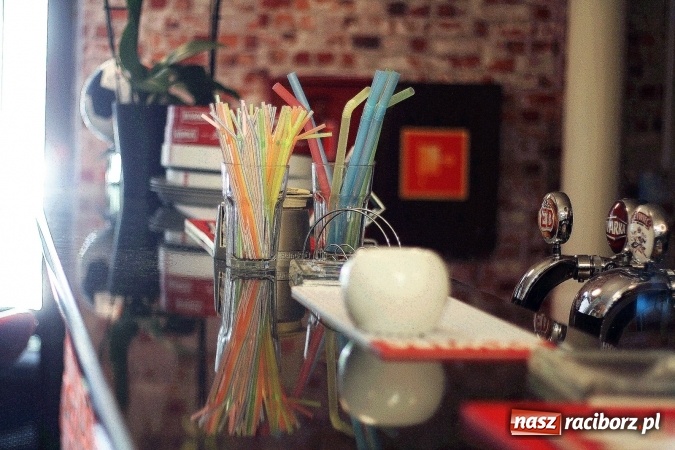 Zdjęcie w galerii na portalu naszraciborz.pl: Chcesz miło spędzić czas? Restauracja i nowy klub bowlingowy zaprasza wiadomości z regionu
