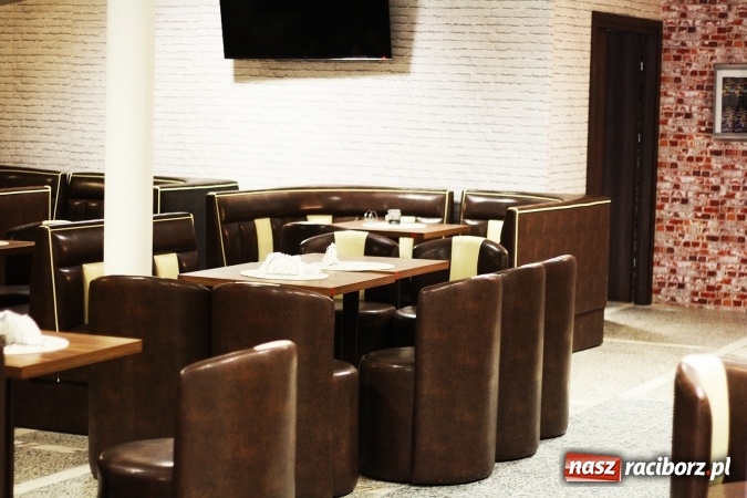 Zdjęcie w galerii na portalu naszraciborz.pl: Chcesz miło spędzić czas? Restauracja i nowy klub bowlingowy zaprasza wiadomości z regionu