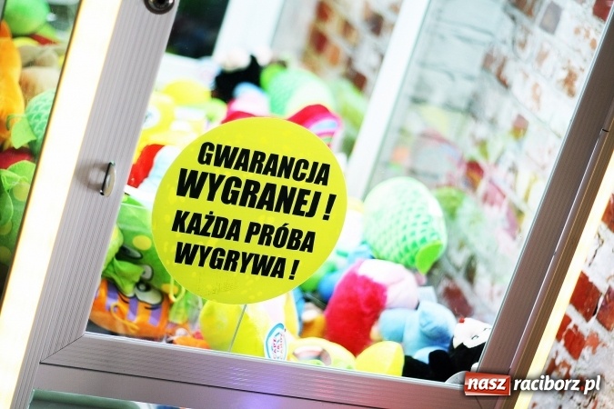 Zdjęcie w galerii na portalu naszraciborz.pl: Chcesz miło spędzić czas? Restauracja i nowy klub bowlingowy zaprasza wiadomości z regionu
