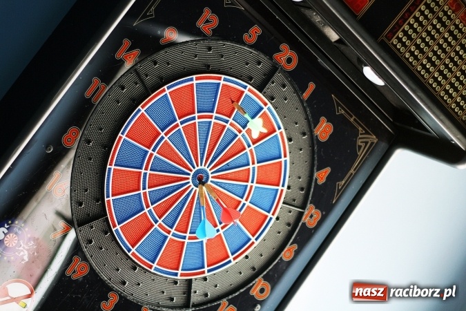 Zdjęcie w galerii na portalu naszraciborz.pl: Chcesz miło spędzić czas? Restauracja i nowy klub bowlingowy zaprasza wiadomości z regionu