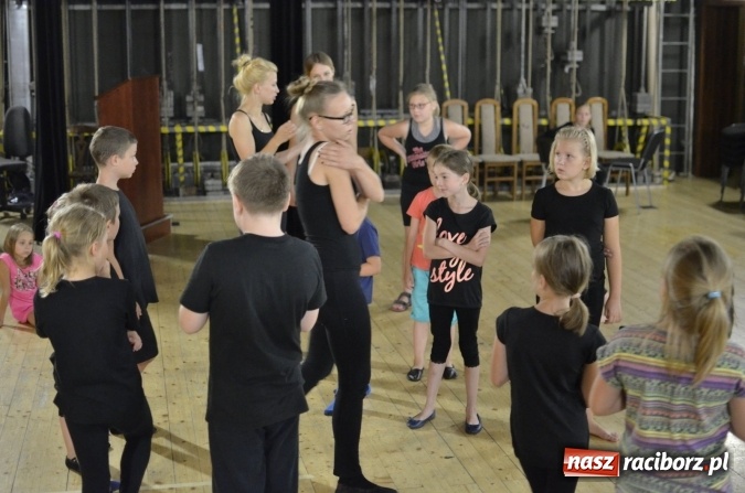 Zdjęcie w galerii na portalu naszraciborz.pl: Wakacyjne warsztaty teatralne w RCK  wiadomości z regionu