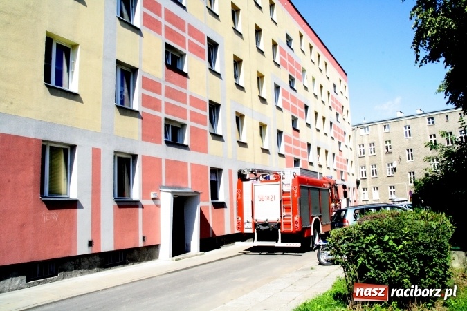 Zdjęcie w galerii na portalu naszraciborz.pl: Postawiła obiad i wyszła z mieszkania. Interwencja straży pożarnej na Ogrodowej wiadomości z regionu