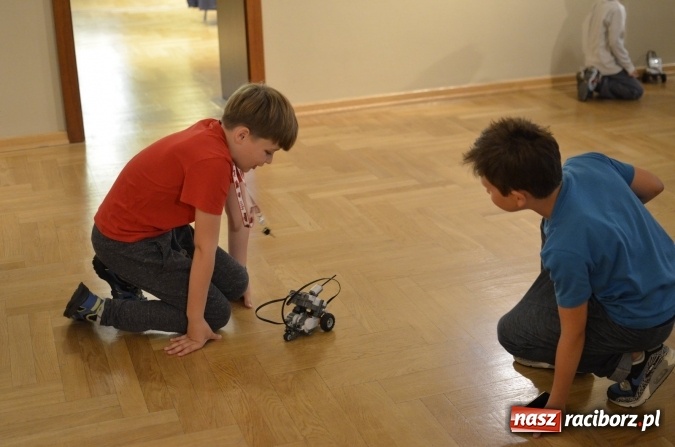 Zdjęcie w galerii na portalu naszraciborz.pl: Wakacyjne warsztaty LEGO w RCK  wiadomości z regionu