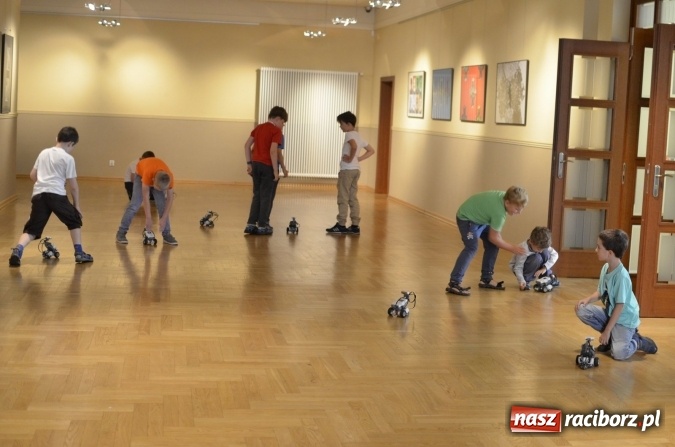 Zdjęcie w galerii na portalu naszraciborz.pl: Wakacyjne warsztaty LEGO w RCK  wiadomości z regionu