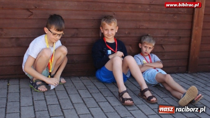 Zdjęcie w galerii na portalu naszraciborz.pl: W raciborskiej bibliotece dzieci poznały autorów Koziołka Matołka wiadomości z regionu