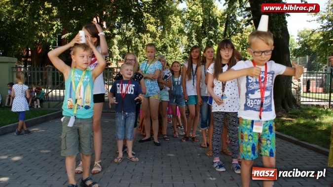 Zdjęcie w galerii na portalu naszraciborz.pl: W raciborskiej bibliotece dzieci poznały autorów Koziołka Matołka wiadomości z regionu