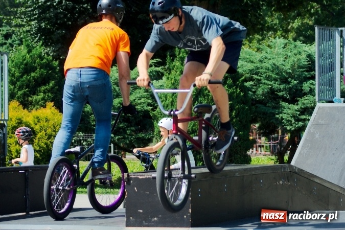 Zdjęcie w galerii na portalu naszraciborz.pl: III warsztaty Extreme City na skateparku przy Zamkowej wiadomości z regionu