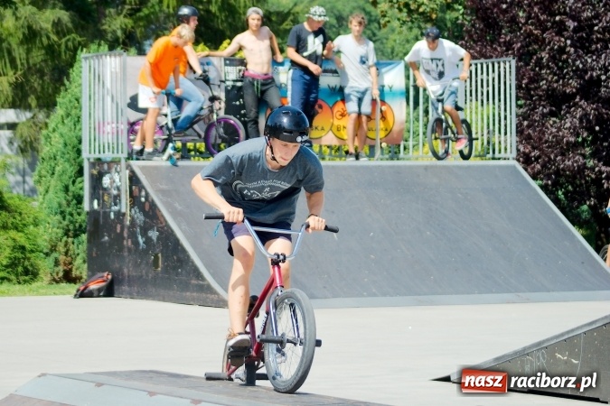 Zdjęcie w galerii na portalu naszraciborz.pl: III warsztaty Extreme City na skateparku przy Zamkowej wiadomości z regionu