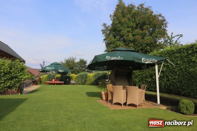 Zdjęcie w galerii na portalu naszraciborz.pl: Letni relaks i zabawa z restauracją Dworek w Szonowicach wiadomości z regionu