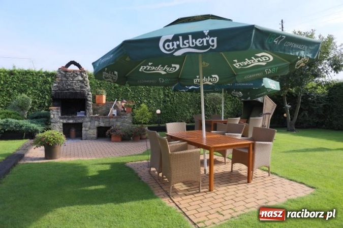 Zdjęcie w galerii na portalu naszraciborz.pl: Letni relaks i zabawa z restauracją Dworek w Szonowicach wiadomości z regionu