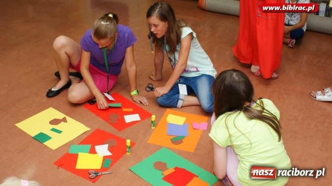 Zdjęcie w galerii na portalu naszraciborz.pl: Z Pacanowa do brzucha wieloryba. Wakacyjnych podróży po literaturze ciąg dalszy wiadomości z regionu