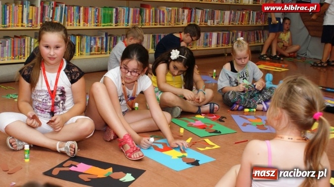 Zdjęcie w galerii na portalu naszraciborz.pl: Z Pacanowa do brzucha wieloryba. Wakacyjnych podróży po literaturze ciąg dalszy wiadomości z regionu