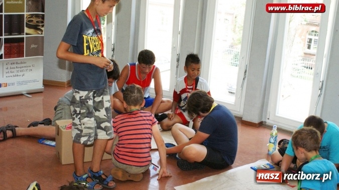 Zdjęcie w galerii na portalu naszraciborz.pl: Z Pacanowa do brzucha wieloryba. Wakacyjnych podróży po literaturze ciąg dalszy wiadomości z regionu