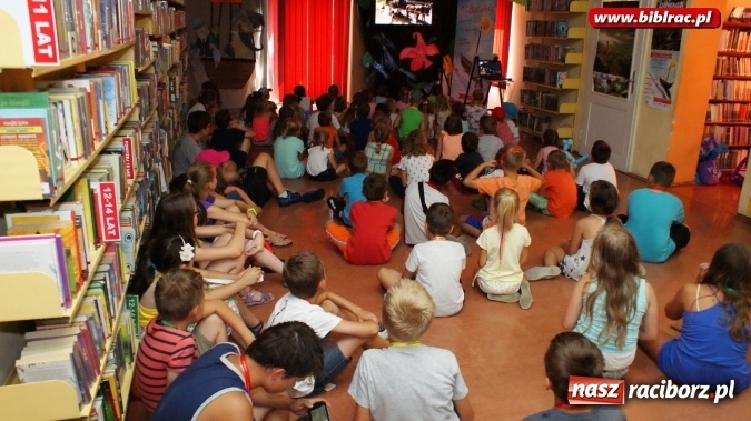 Zdjęcie w galerii na portalu naszraciborz.pl: Z Pacanowa do brzucha wieloryba. Wakacyjnych podróży po literaturze ciąg dalszy wiadomości z regionu