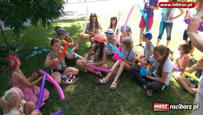 Zdjęcie w galerii na portalu naszraciborz.pl: Z Pacanowa do brzucha wieloryba. Wakacyjnych podróży po literaturze ciąg dalszy wiadomości z regionu