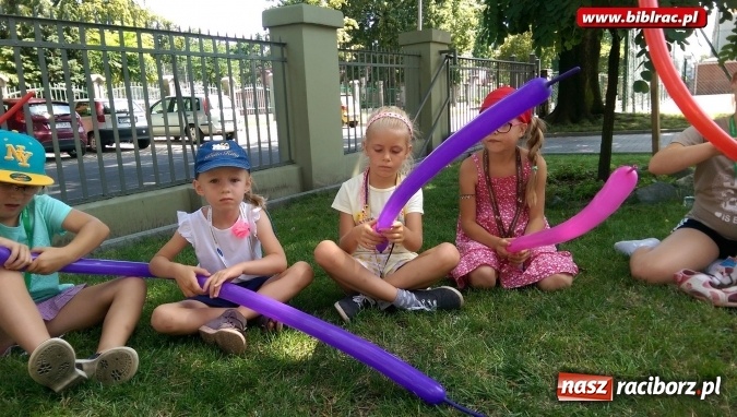 Zdjęcie w galerii na portalu naszraciborz.pl: Z Pacanowa do brzucha wieloryba. Wakacyjnych podróży po literaturze ciąg dalszy wiadomości z regionu